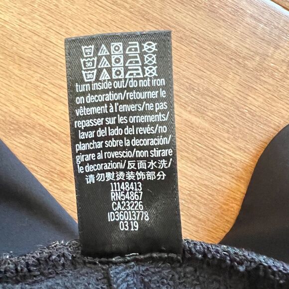 Victoria Sport Victoria's Secret Sweat Shorts Size XS Black/Pink Spell Out - Picture 7 of 10